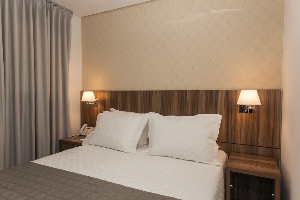 Comfort Hotel Cuiaba Екстер'єр фото