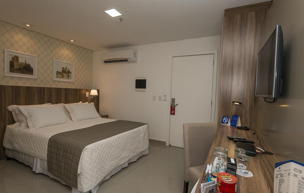 Comfort Hotel Cuiaba Екстер'єр фото