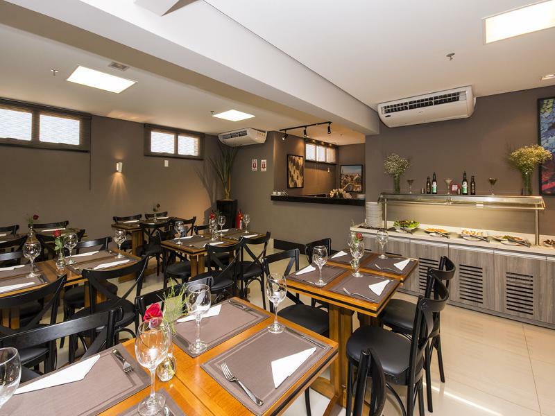 Comfort Hotel Cuiaba Екстер'єр фото