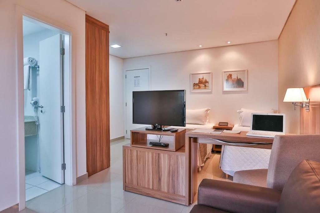 Comfort Hotel Cuiaba Екстер'єр фото